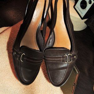 Merona - "Cooper" Women's Sling Back Buckle Toe Pumps - 8M